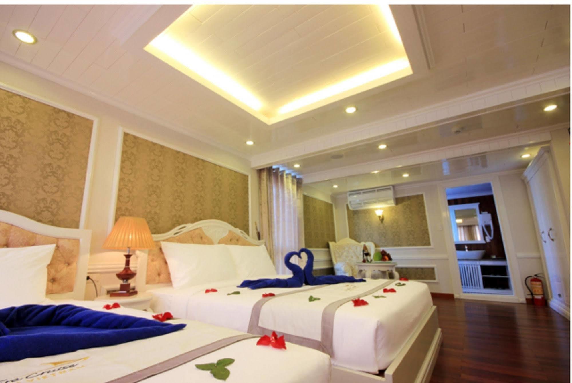 Signature Halong Cruise Ha Long Luaran gambar