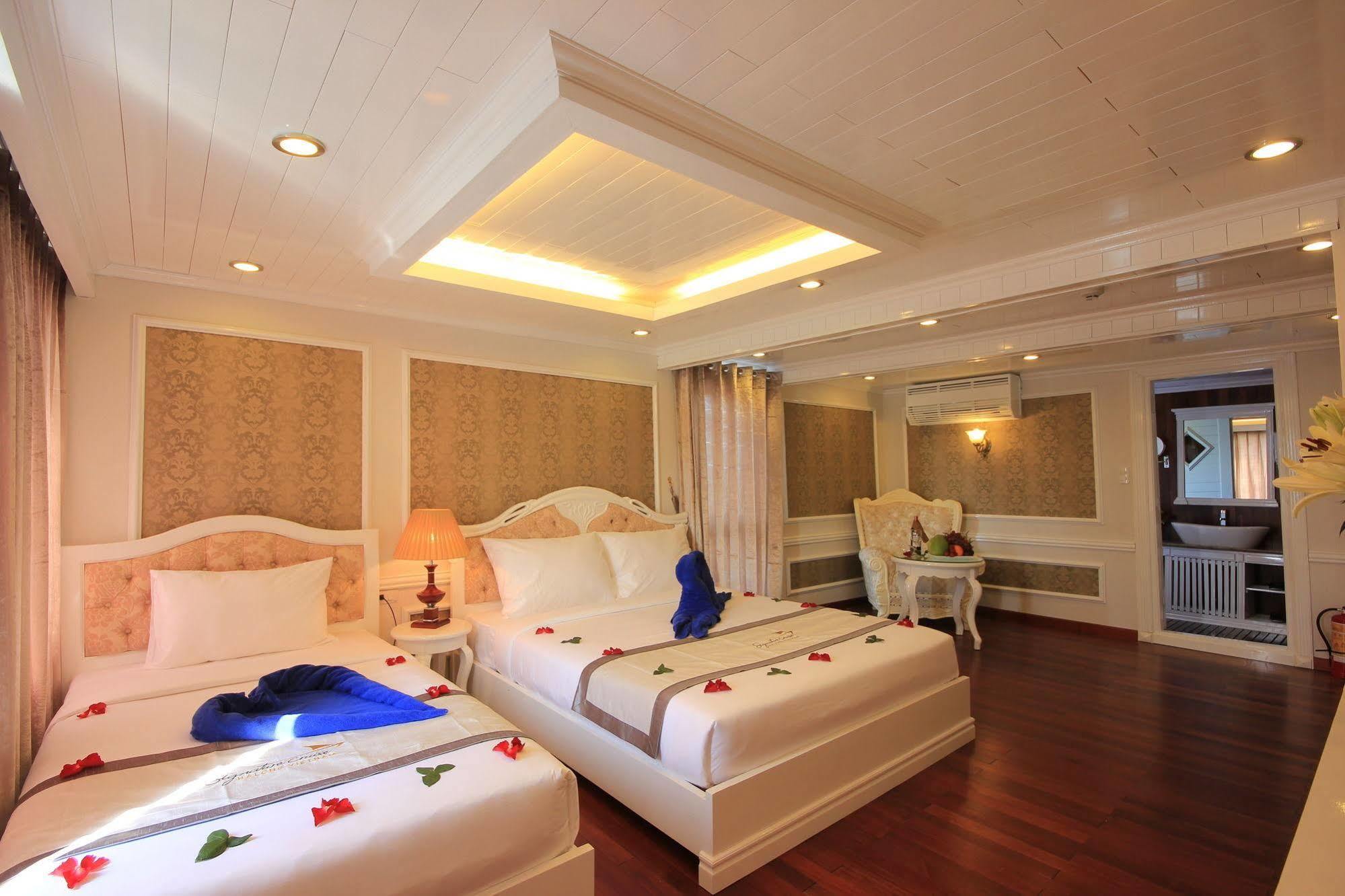 Signature Halong Cruise Ha Long Luaran gambar